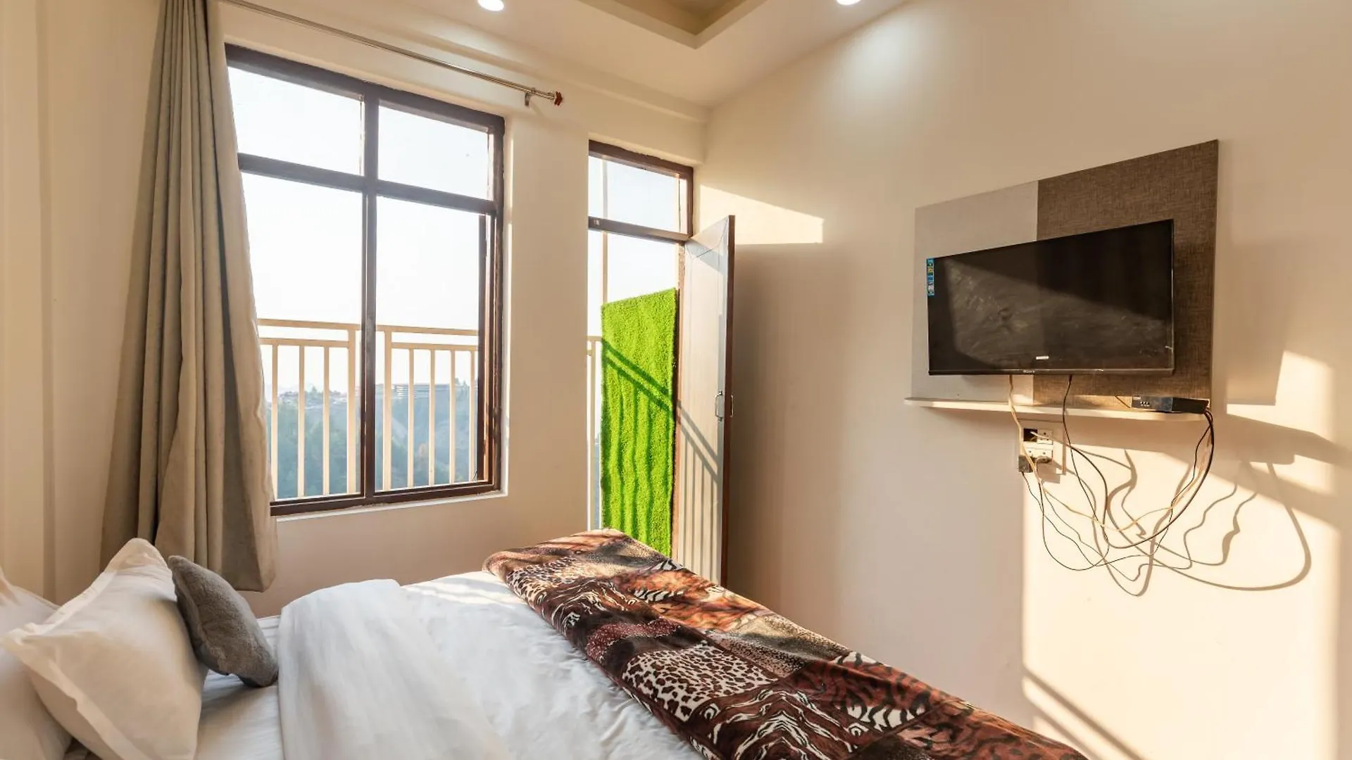 Hotel Apple Inn Shimla